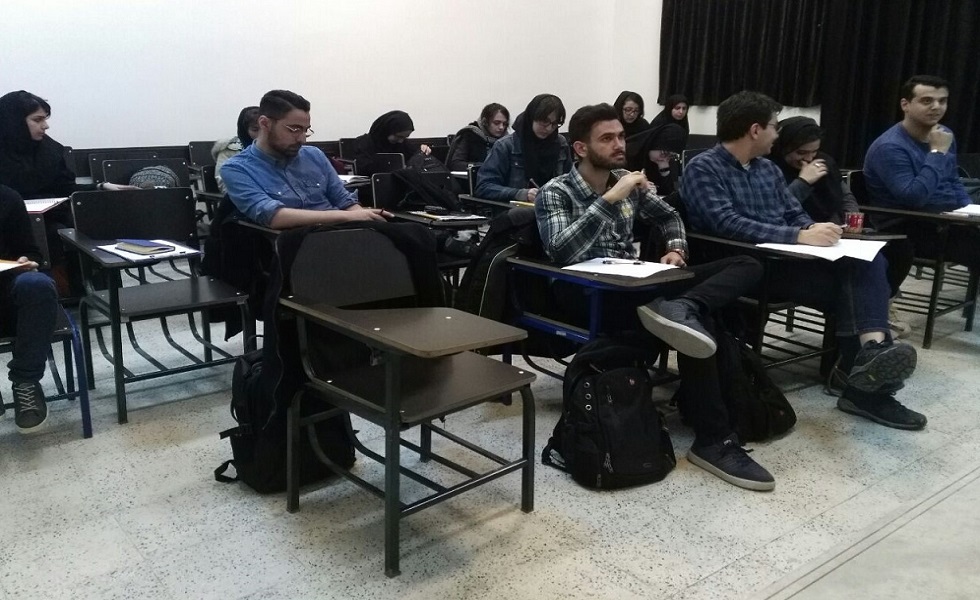 کلاس اسپانیایی دانشگاه بینالمللی امام خمینی